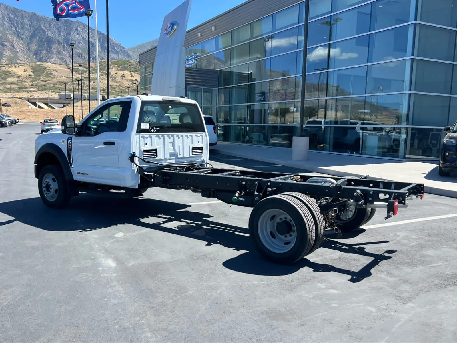 New 2026 Oxford White Ford F-550® XL image 16