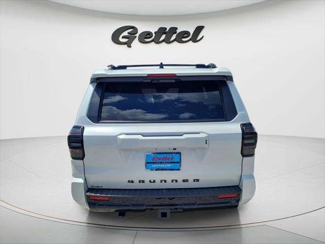 Certified Used 2025 WIND CHILL PEARL Toyota  image 5
