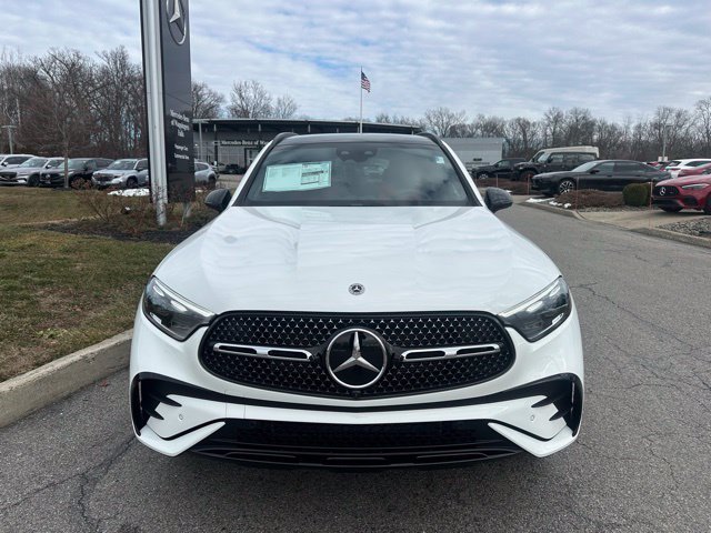 New 2026 Polar White Mercedes-Benz GLC 300 image 45