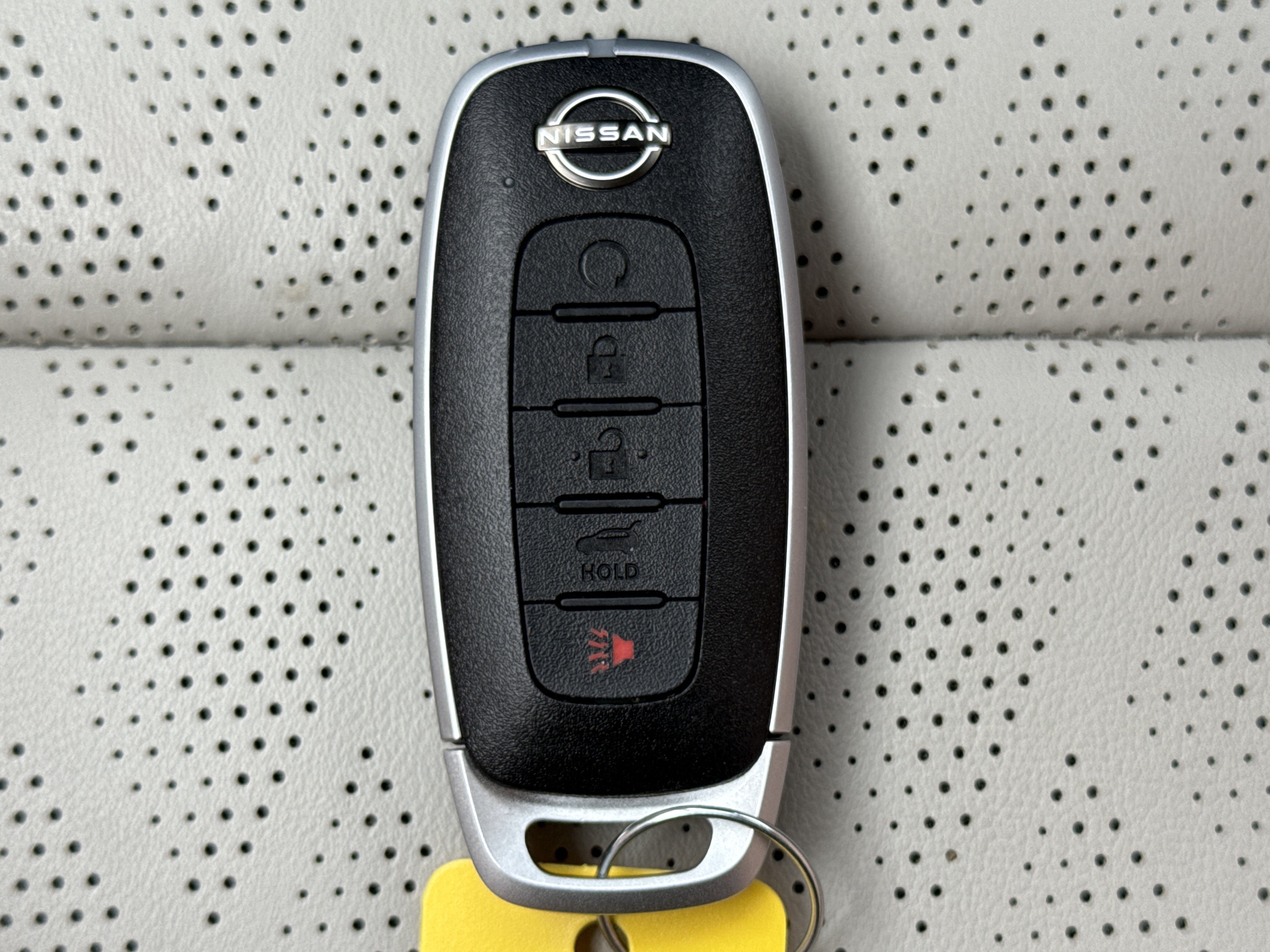 Used 2025  Nissan Platinum image 28