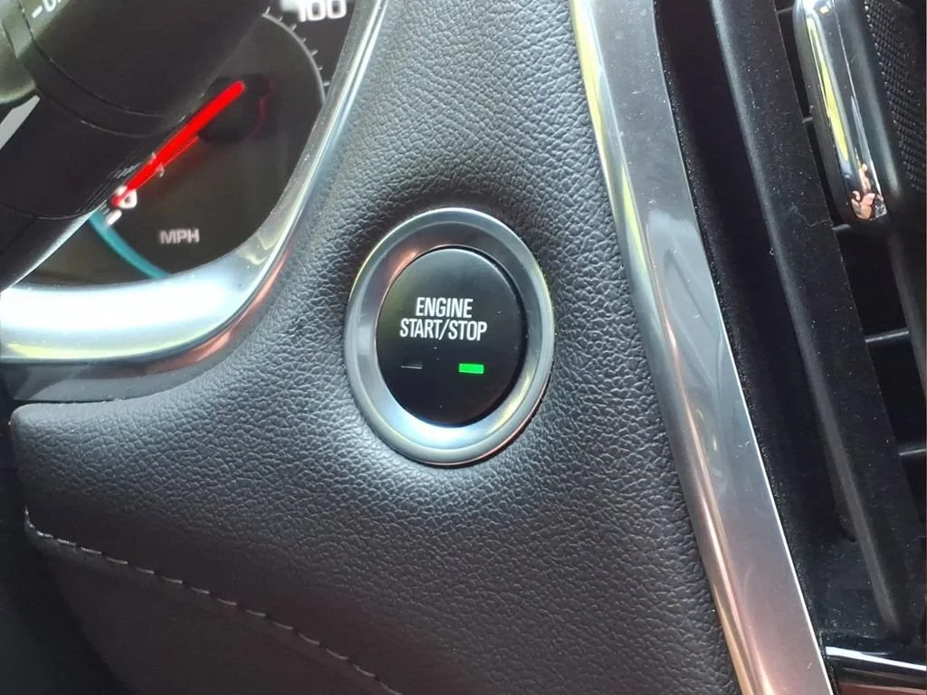 Used 2022 Northsky Blue Metallic Chevrolet LT Cloth image 10