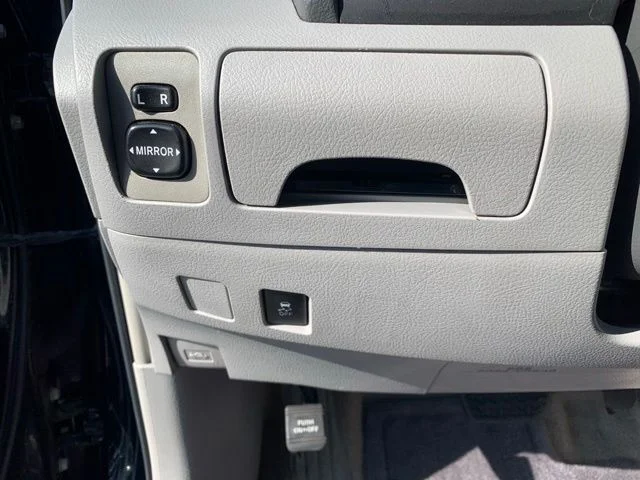 Used 2010 Black Toyota XLE image 24