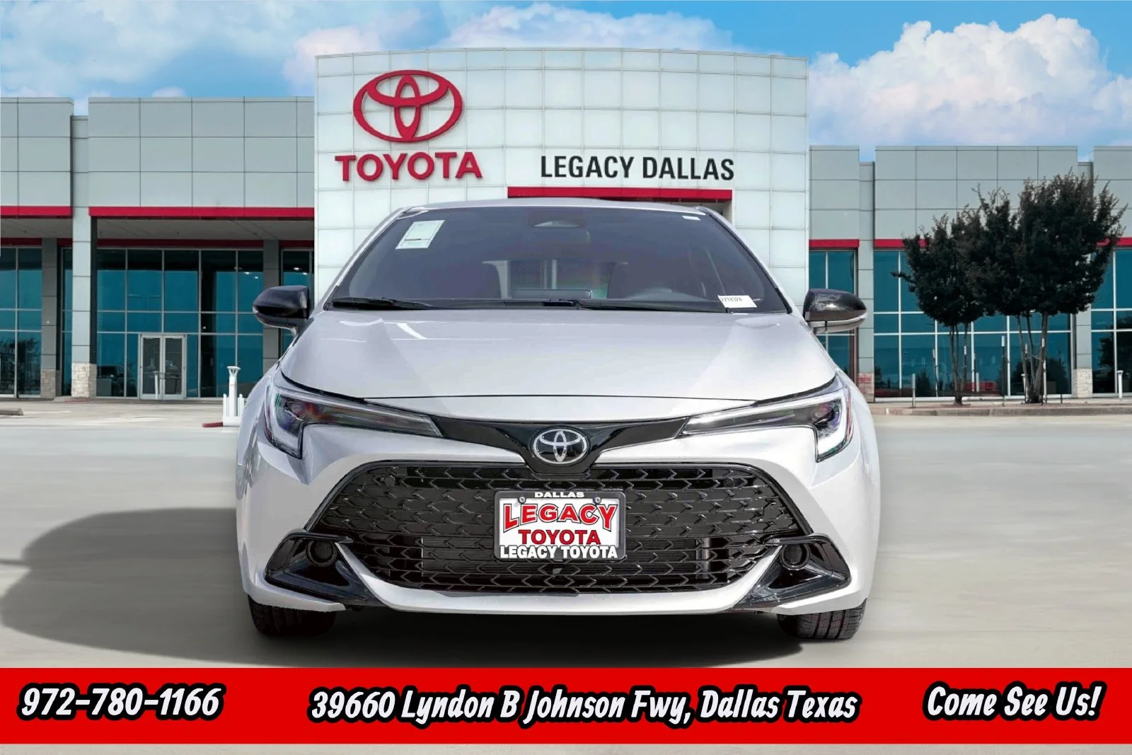 New 2027 Classic Silver Metallic Toyota SE image 5