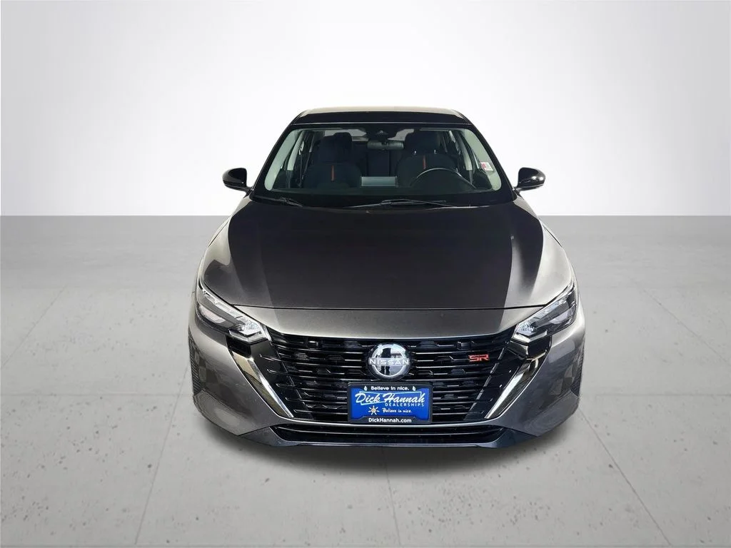 Used 2025 Gray Nissan SR image 3