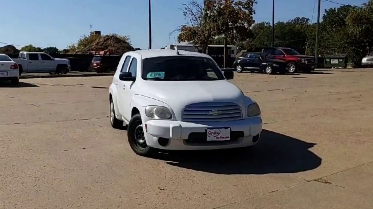 2009 Chevrolet HHR LS photo 2