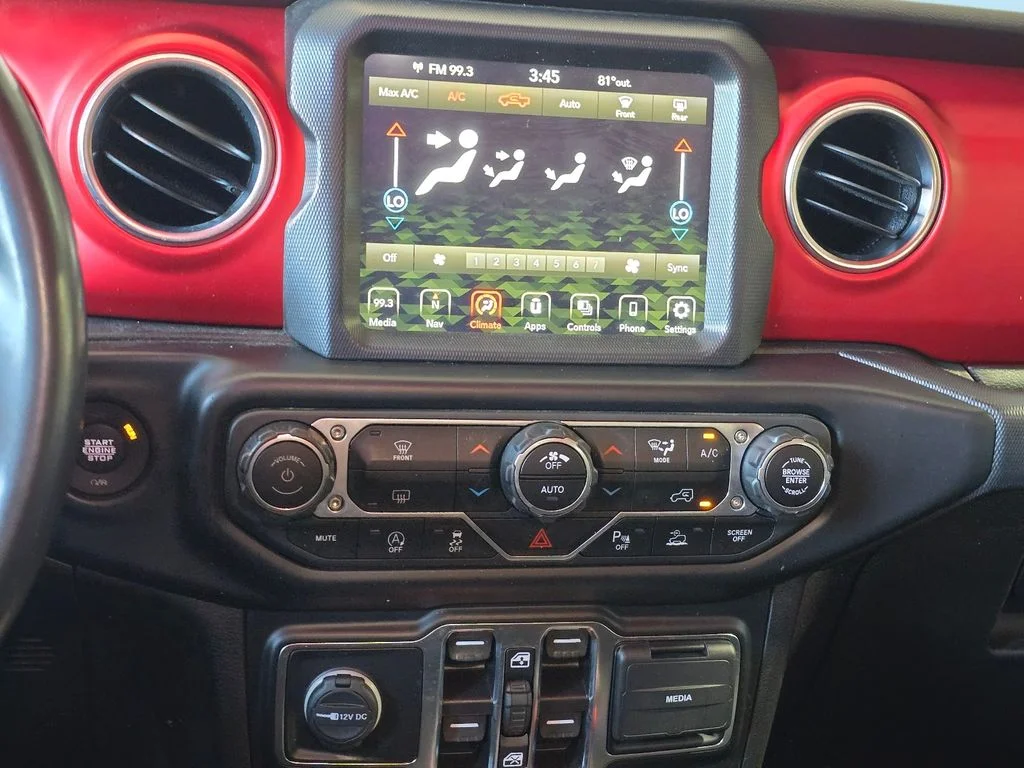Used 2021 Red Jeep Rubicon image 13