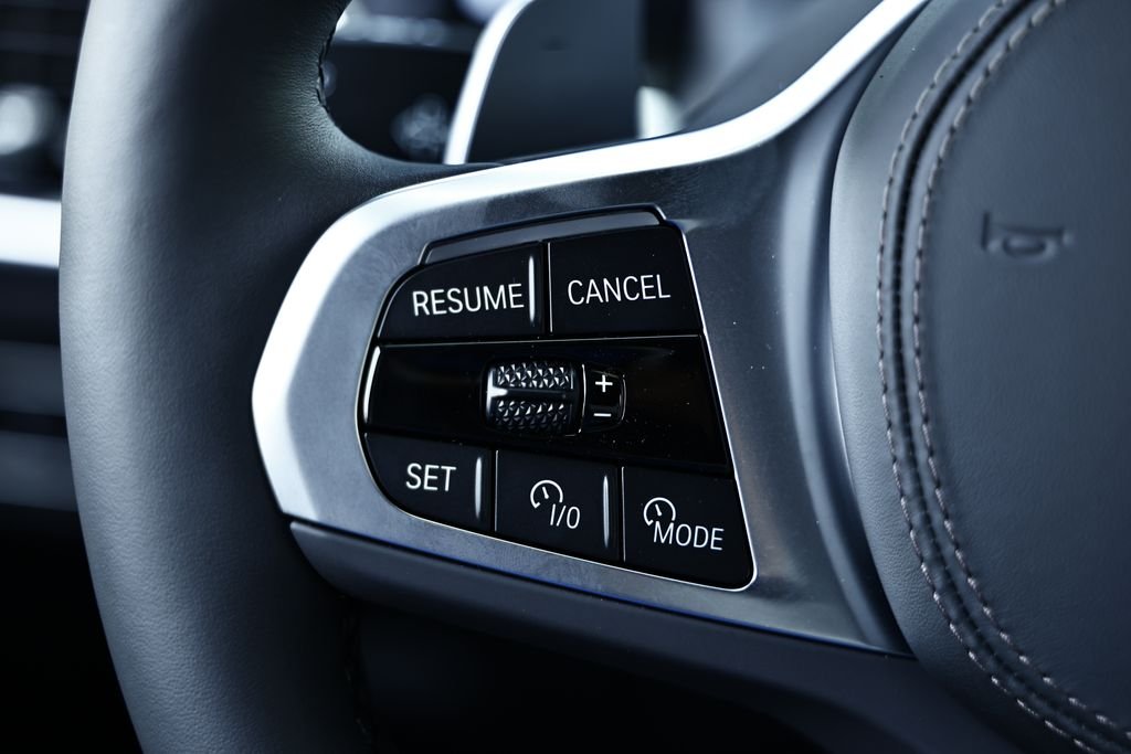 New 2027 Skyscraper Grey Metallic BMW xDrive40i image 37