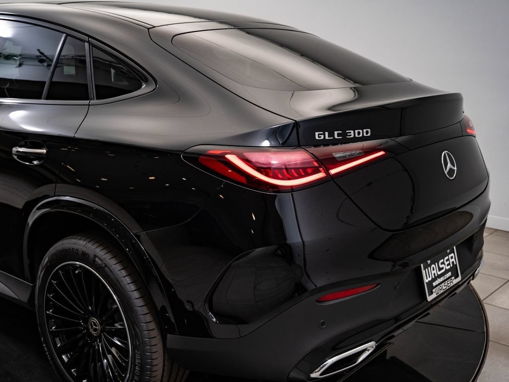 New 2027 Black Mercedes-Benz GLC 300 Coupe image 19