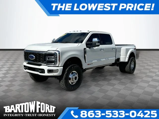 Used 2024 White Ford Platinum image 1