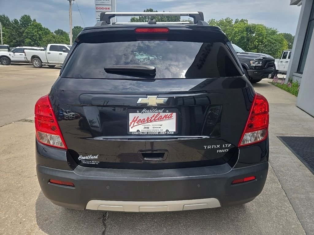 Used 2016 Black Chevrolet LTZ image 9