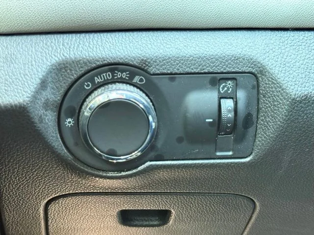 Used 2015 Tungsten Metallic Chevrolet 1LT image 24