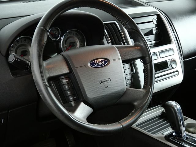 Used 2009 Gray Ford Limited image 19