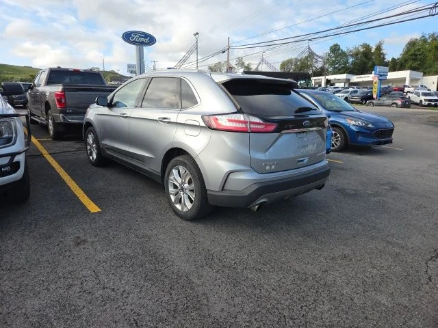 Used 2020 Silver Metallic Ford Titanium image 4