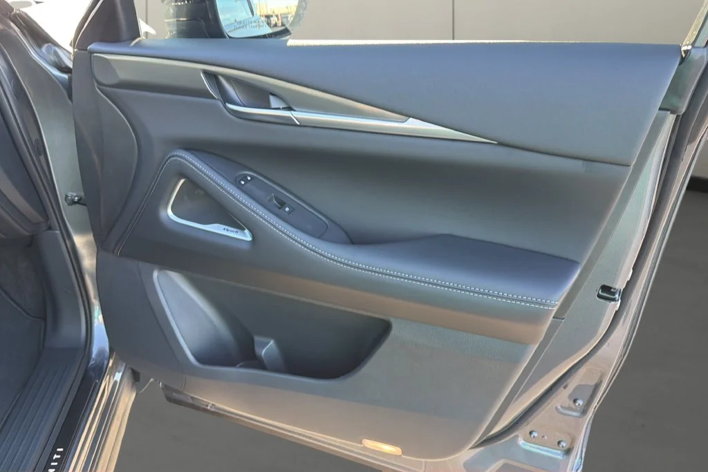 New 2027 GRAPHITE SHADOW INFINITI Sport AWD image 17