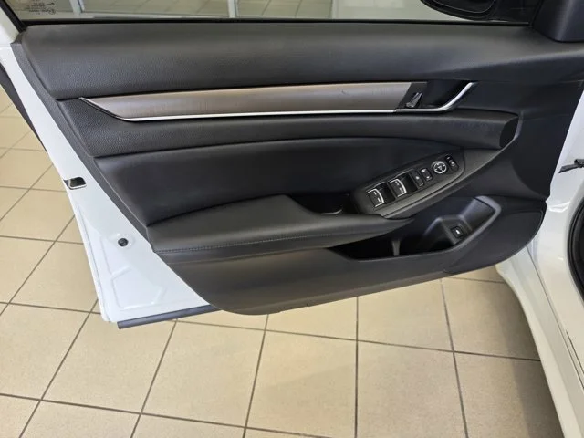 Certified Used 2022 White Honda LX image 25