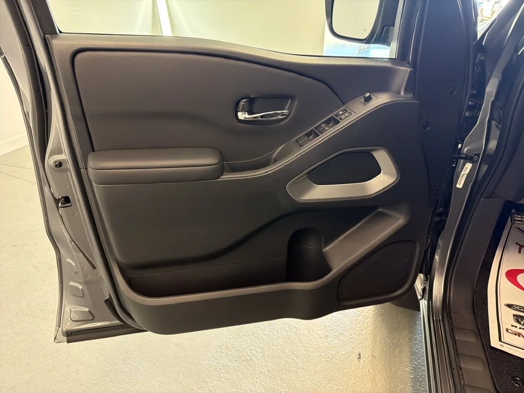 New 2027  Nissan SV image 11