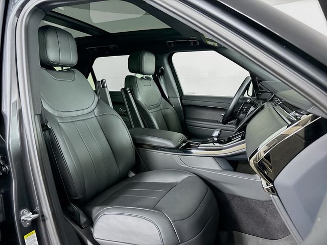 Certified Used 2025 Carpathian Grey Land Rover Dynamic SE image 26