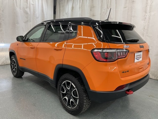 2026 Jeep Compass Trailhawk photo 4