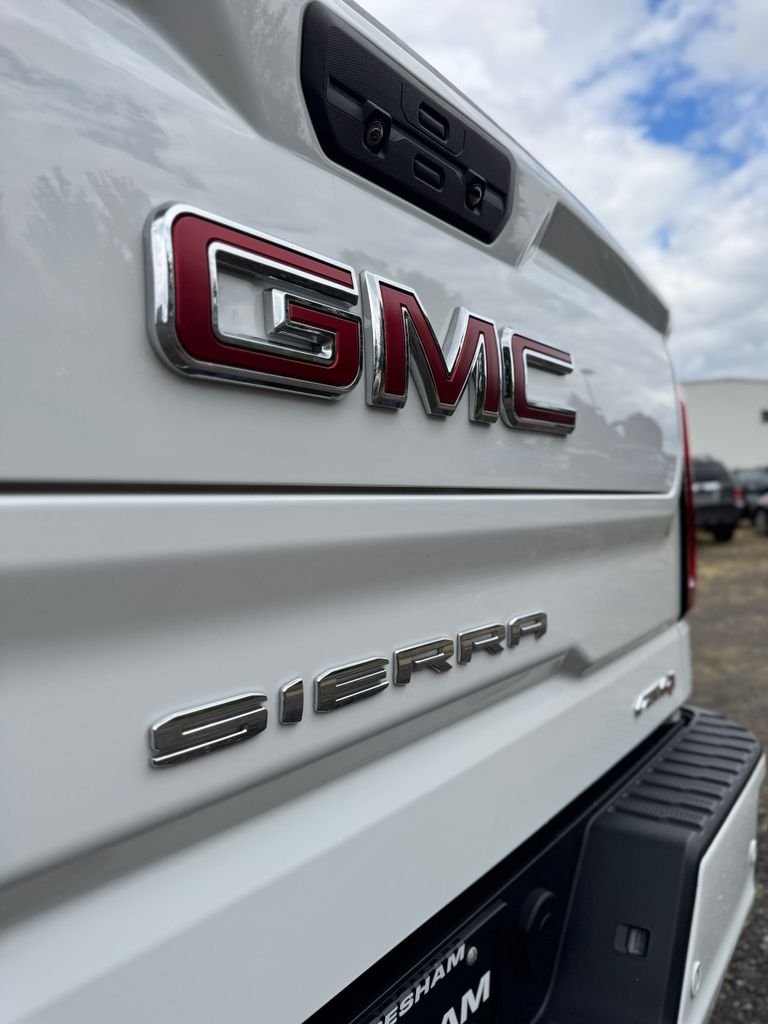 Used 2022 Summit White GMC AT4 image 50