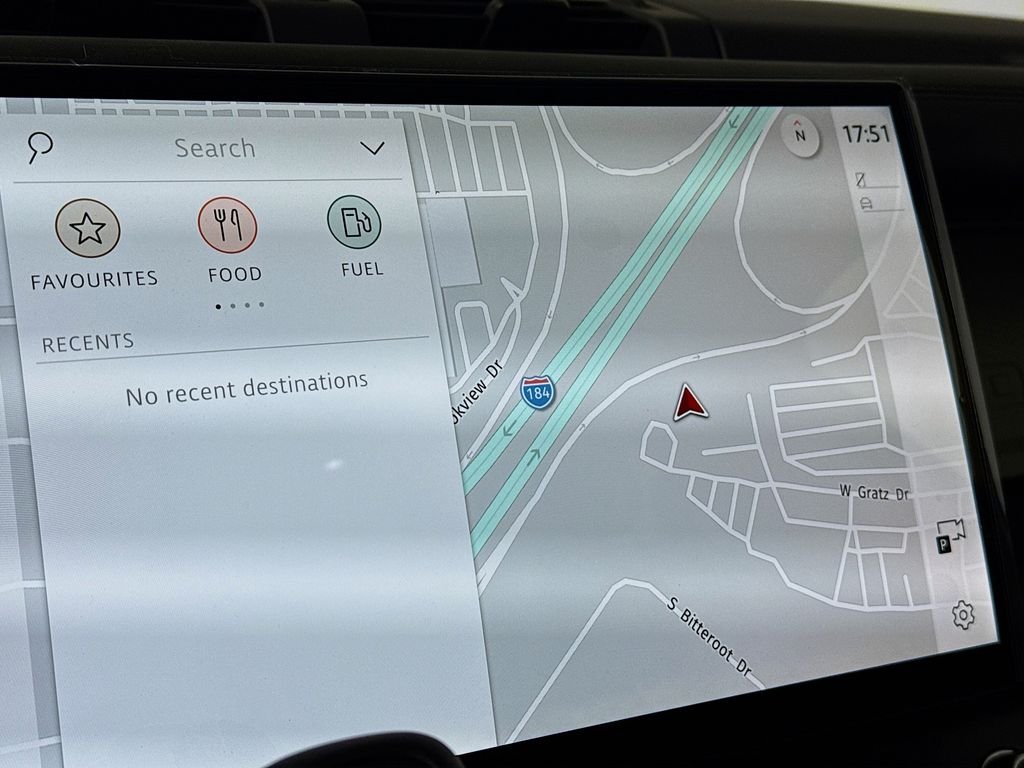 New 2026 Fuji White Land Rover X-Dynamic SE image 14