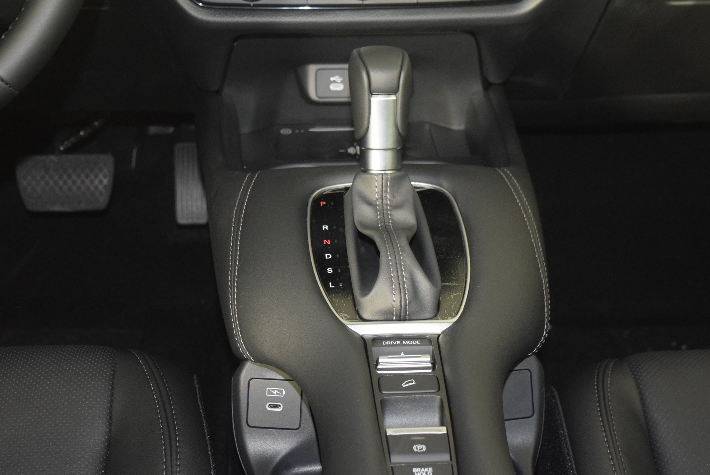 New 2027 Nordic Forest Pearl Honda EX-L image 13