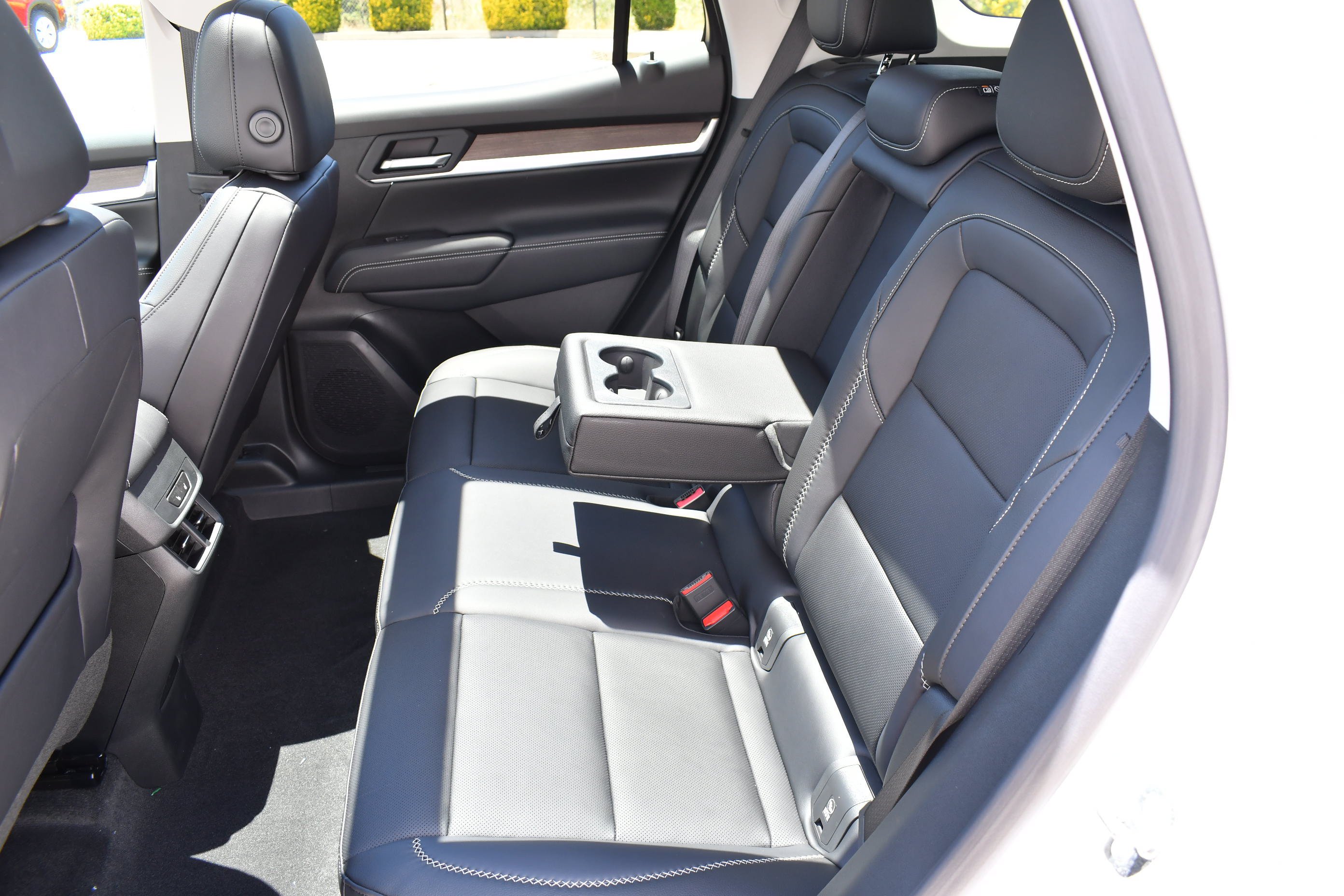 2026 GMC Terrain Denali - Photo 25