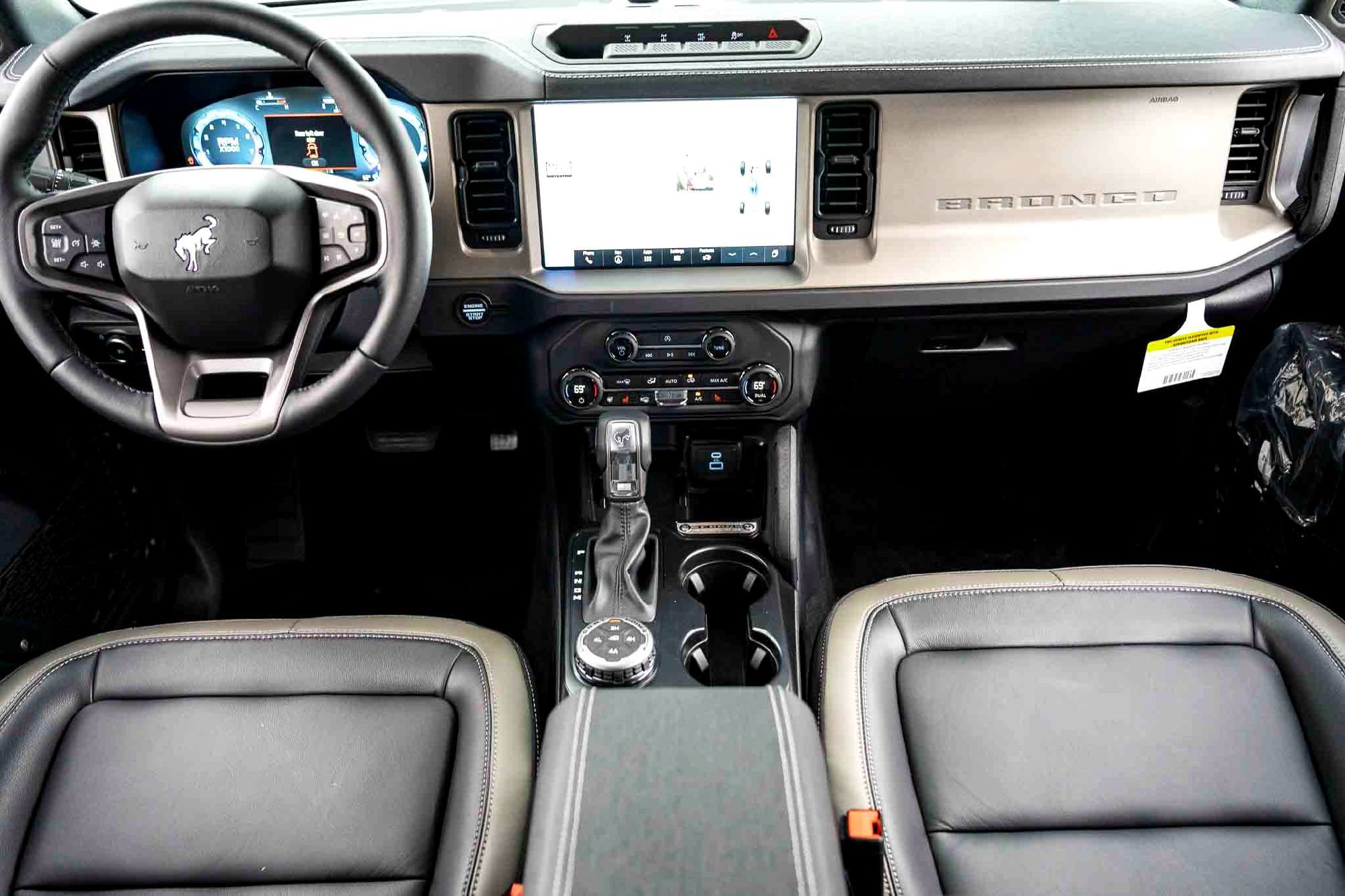 New 2025 Desert Sand Ford Outer Banks image 20