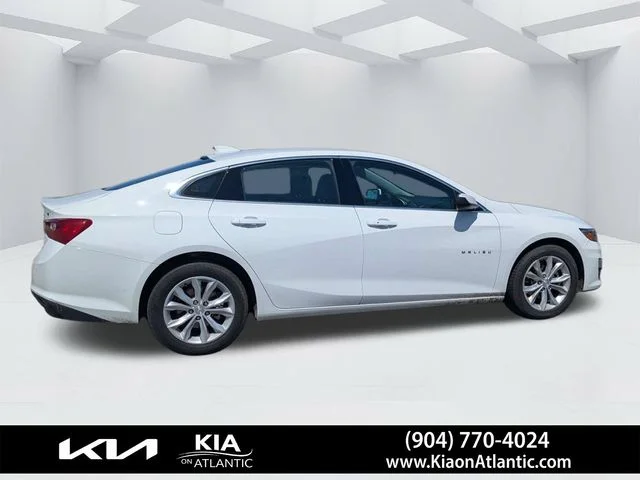 1G1ZD5ST6SF114044