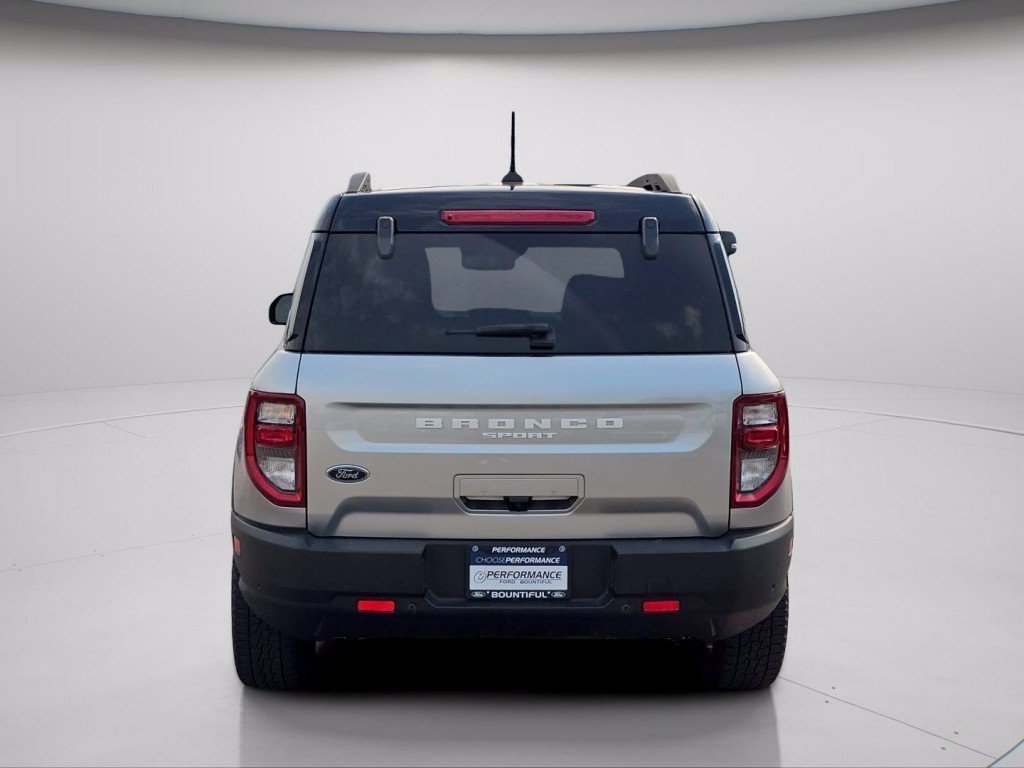 Used 2022 Silver Metallic Ford Outer Banks image 22