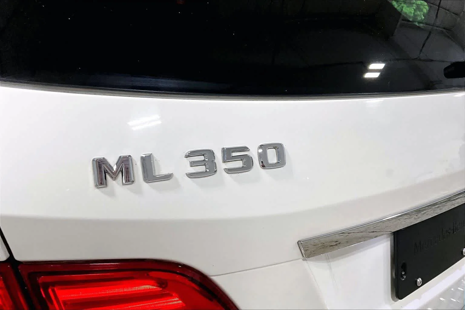Used 2015 Polar White Mercedes-Benz ML 350 image 10