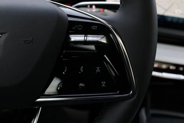 2026 Cadillac OPTIQ Premium Sport - Photo 21