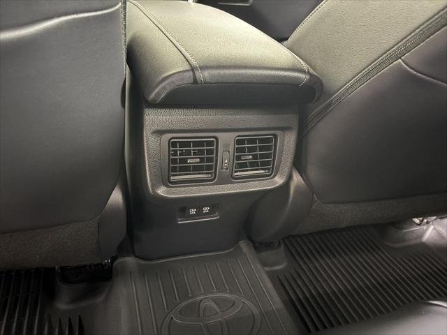 Certified Used 2021 BLIZZARD PEARL Toyota  image 28
