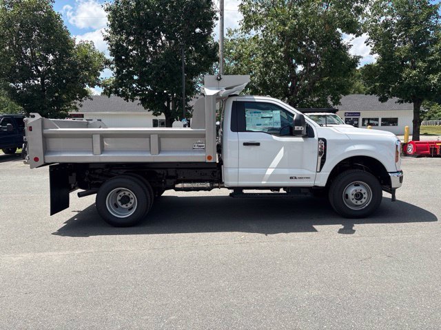 2026 Ford F-350 Super Duty Chassis Cab XL - Photo 24