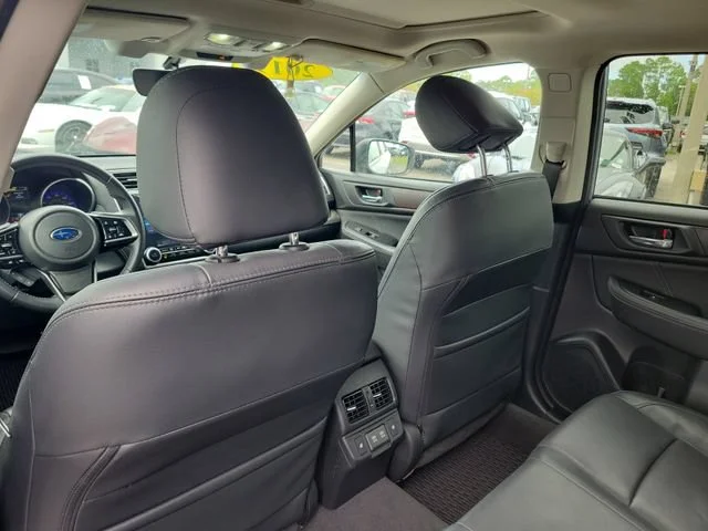 2019 Subaru Outback Limited - Photo 19