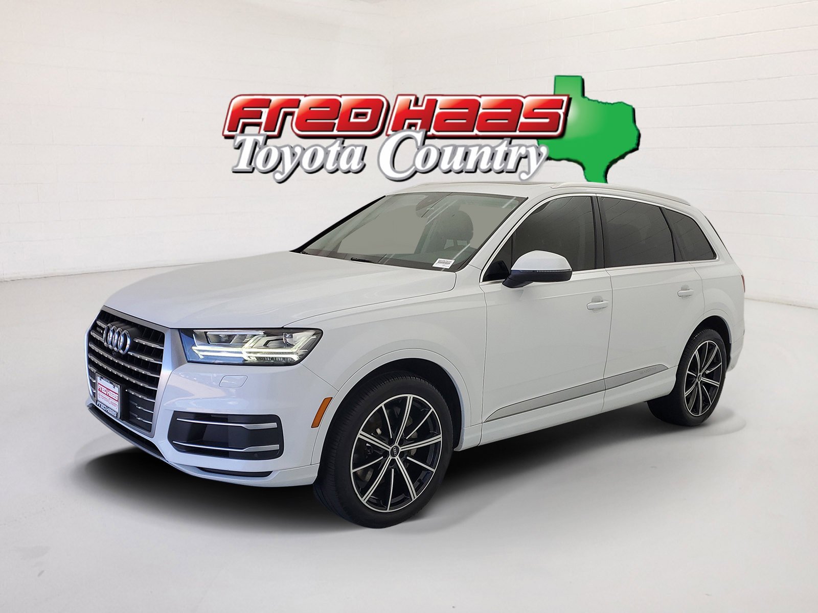 2019 Audi Q7 45 Premium Plus quattro Tiptronic's photo