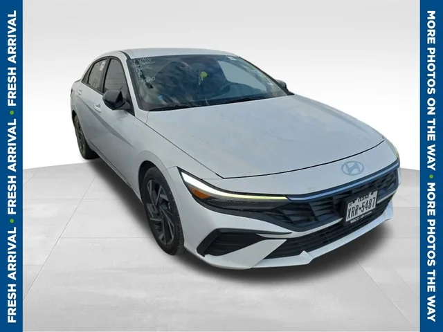 2025 Hyundai Elantra SEL Sport