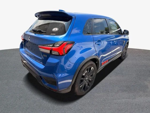 Used 2021 Blue Mitsubishi 2.0 LE image 3