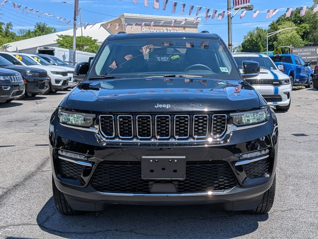 Used 2023 Black Jeep Limited image 3