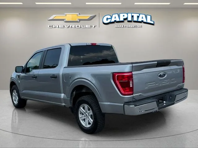 Used 2023 Silver Ford XLT image 3