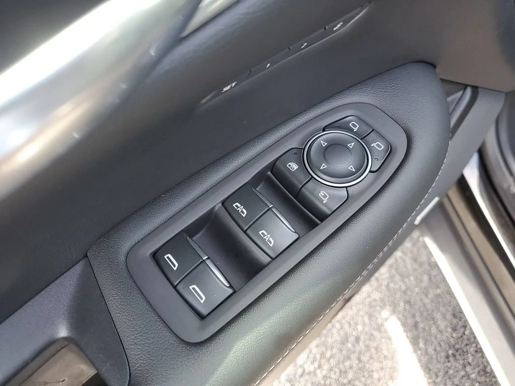 Used 2022 Stellar Black Metallic Cadillac Sport image 24