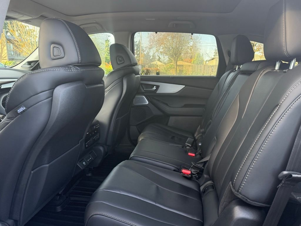 New 2026 Majestic Black Pearl Acura Technology Package image 14