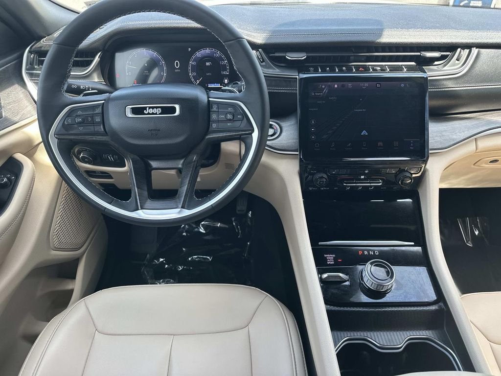 Used 2024 White Jeep Limited image 18