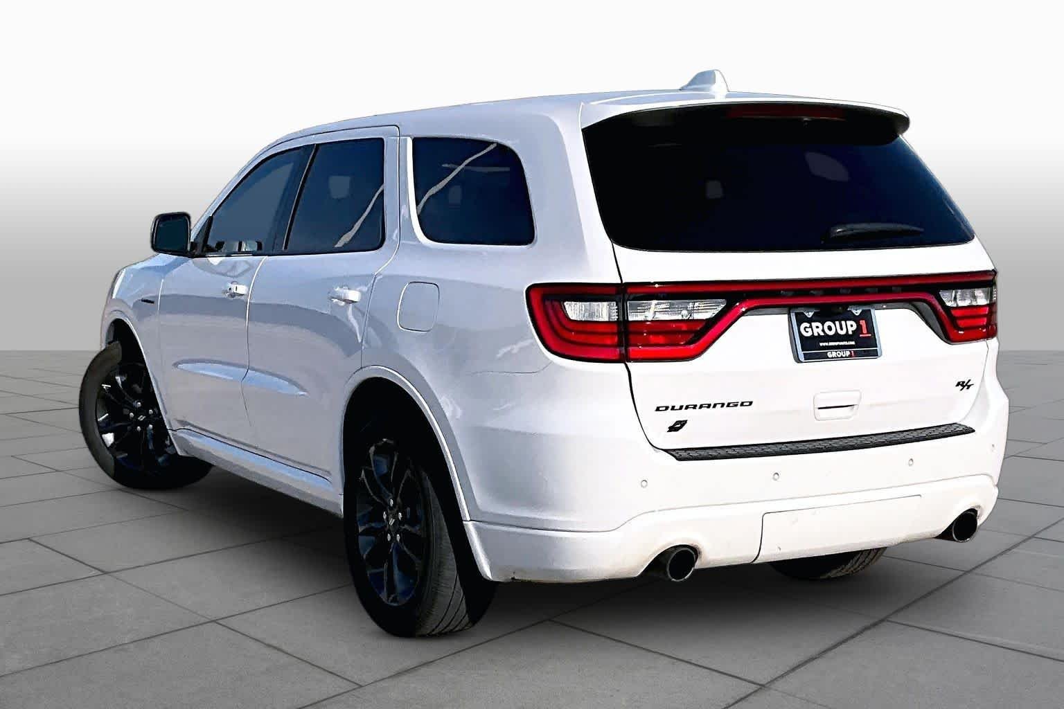 Used 2022 White Knuckle Clearcoat Dodge R/T image 12