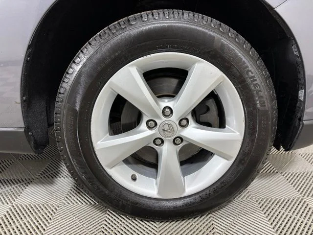 Used 2015 Gray Lexus 350 image 24