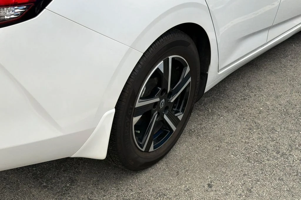 Used 2024 Aspen White Tricoat Nissan SV image 4