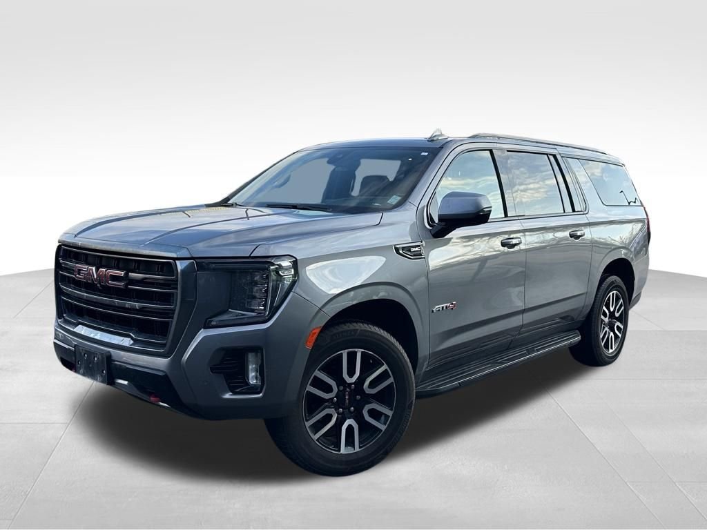 2021 GMC Yukon 4WD AT4's photo