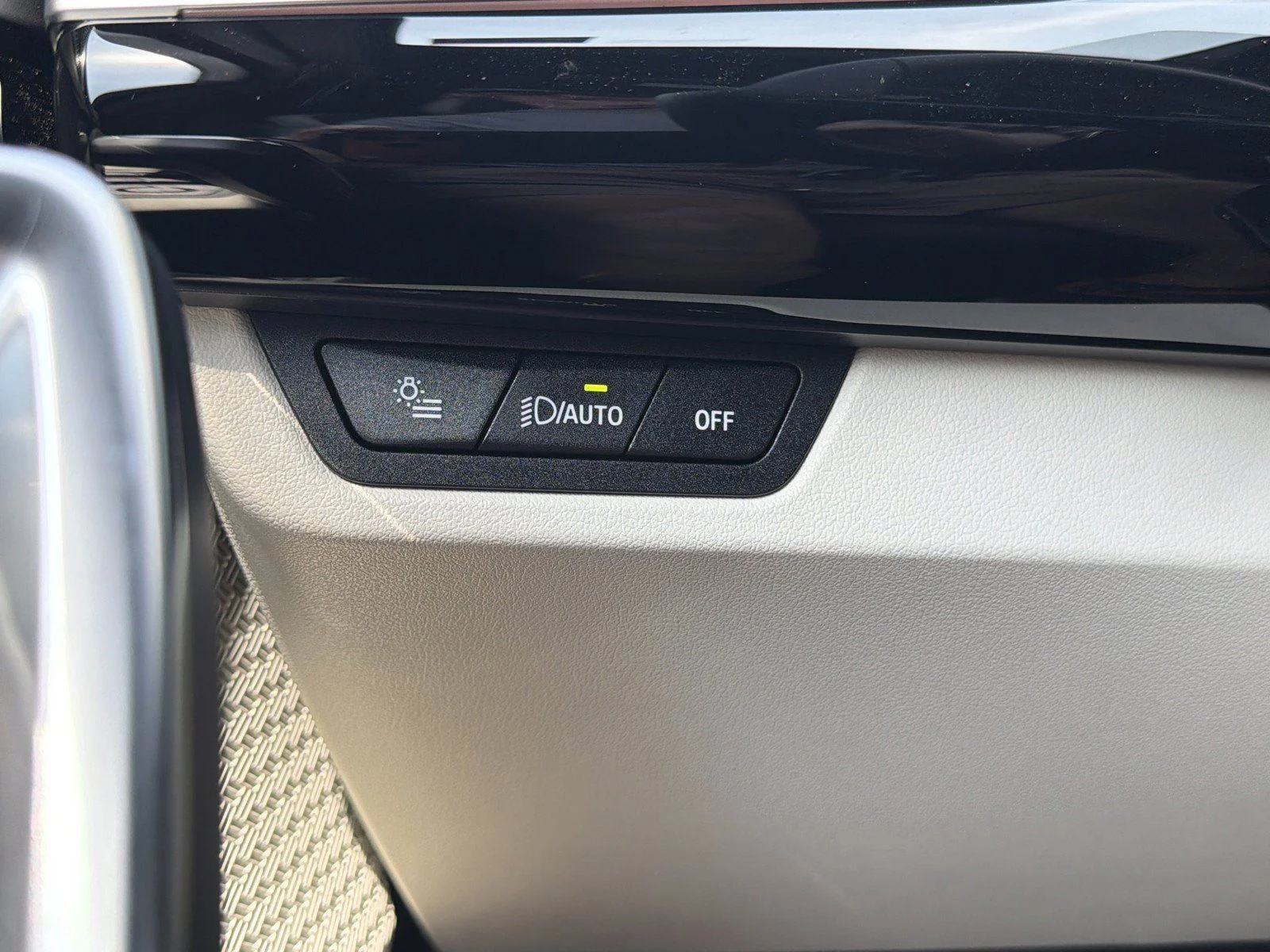 New 2026 Brooklyn Grey Metallic BMW xDrive28i image 30
