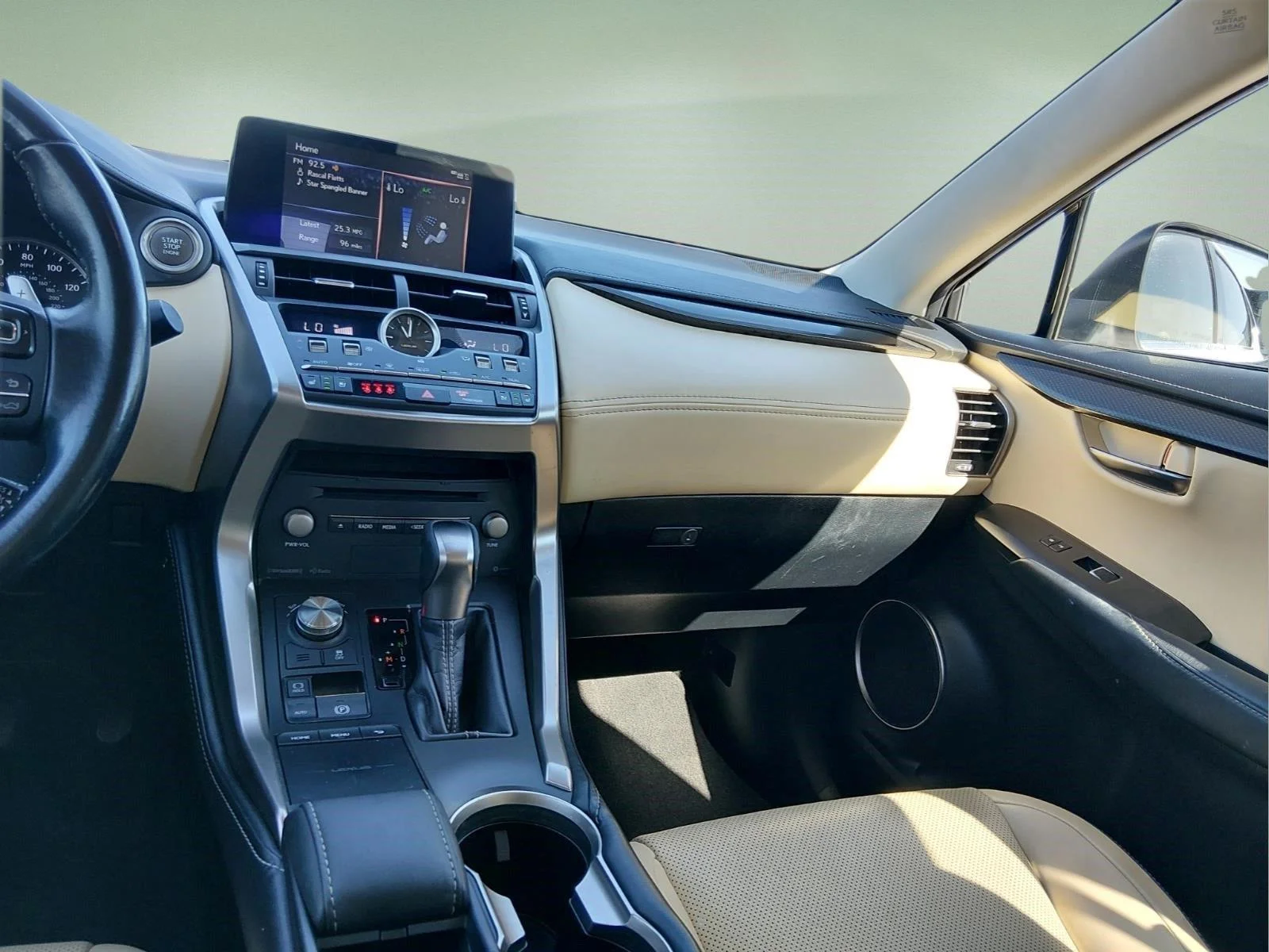 Used 2018 Eminent White Pearl Lexus Base image 17