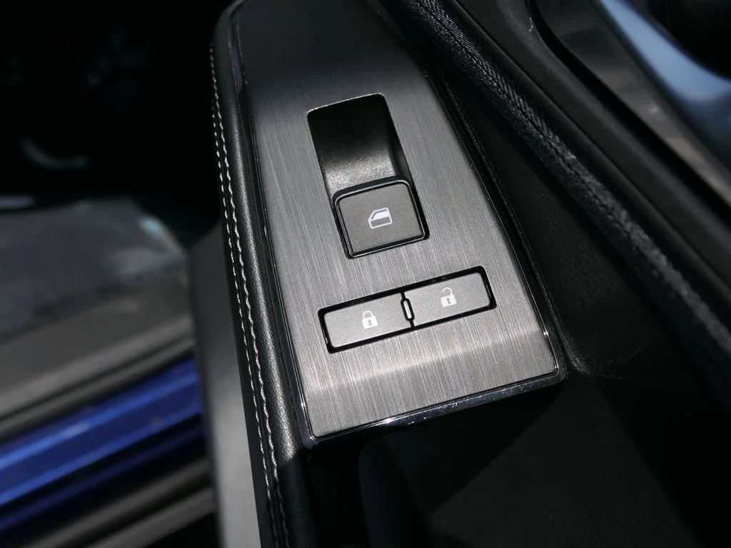 Used 2023 Blue Nissan SV image 24