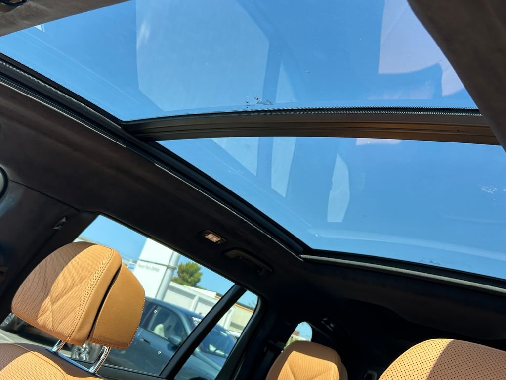 New 2027 Tanzanite Blue II Metallic BMW xDrive40i image 16